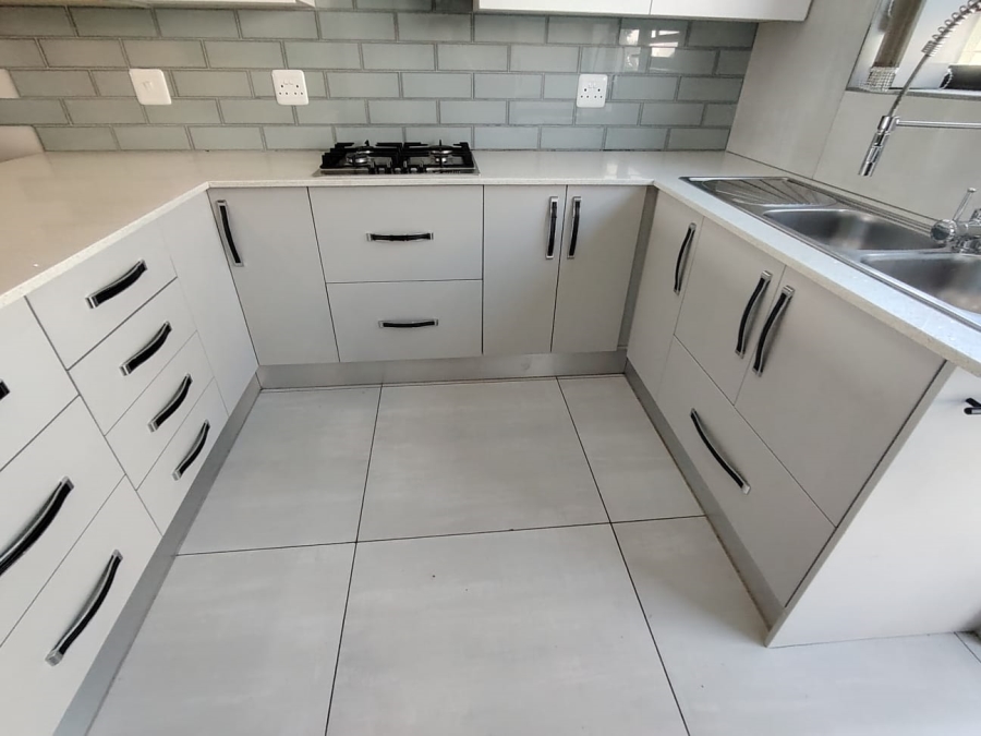 3 Bedroom Property for Sale in Hartenbos Central Western Cape